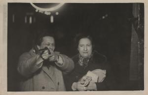 Anonyme Photo-tir de la Foire du Trône (La photographie est prise si le tireur touche la cible) 5 avril 1959 Collection musée Nicéphore Niépce 
