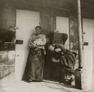 2. Robert Demachy  [1859-1936] Folles Négatifs au gélatino-bromure  d’argent sur verre  et diapositives  sur verre Vers 1895 Collection du musée  Nicéphore Niépce